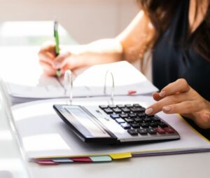 Warunki rozłożenia na raty podatku od spadku – co warto wiedzieć?